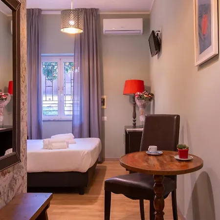 Delle Camerie Bed & Breakfast 2*