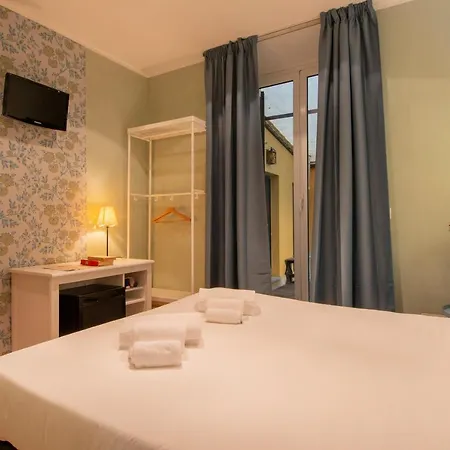 Delle Camerie 2* Rome